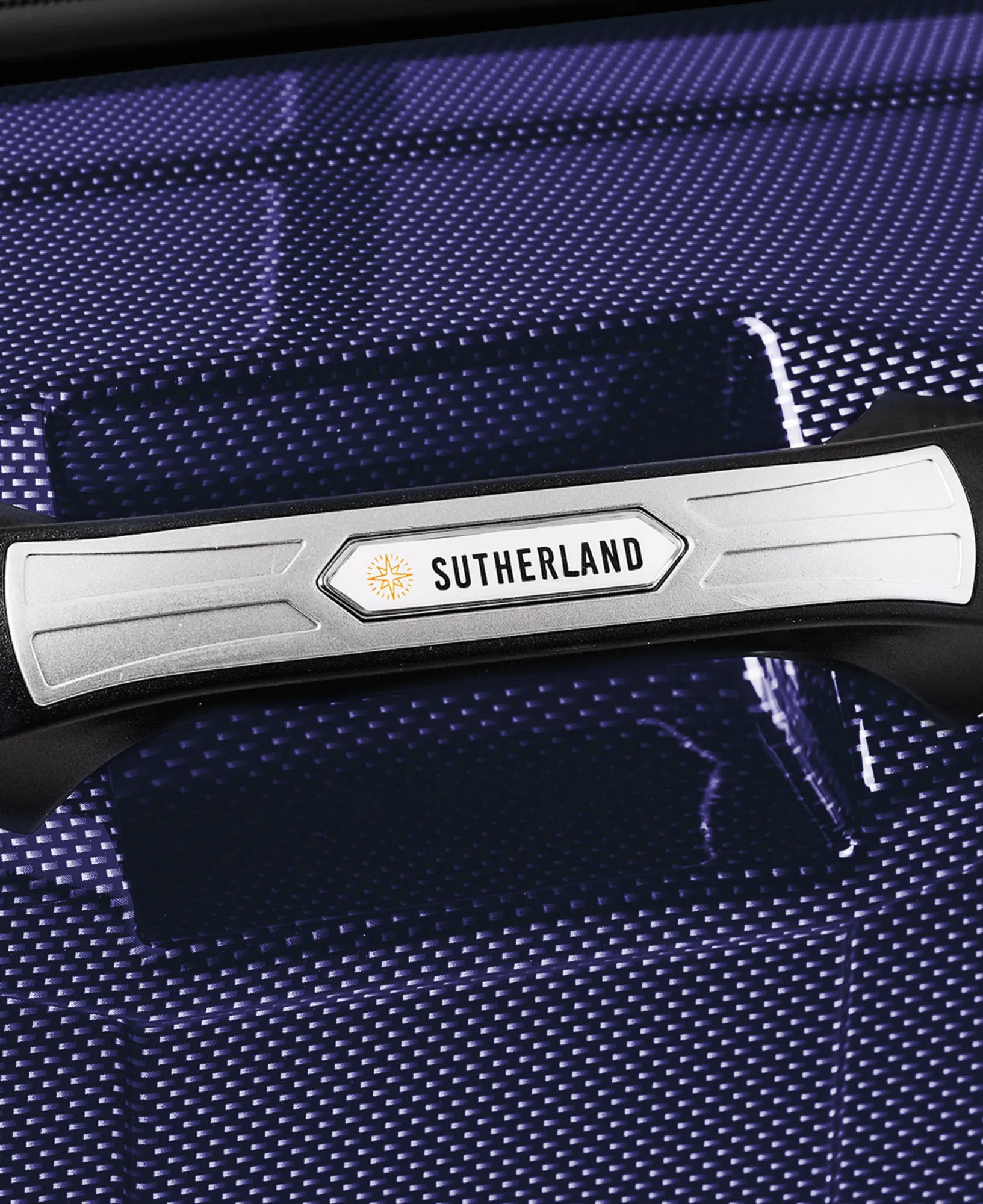 Modern mellanstor resväska från Sutherland & Sons - Purple - Image 3