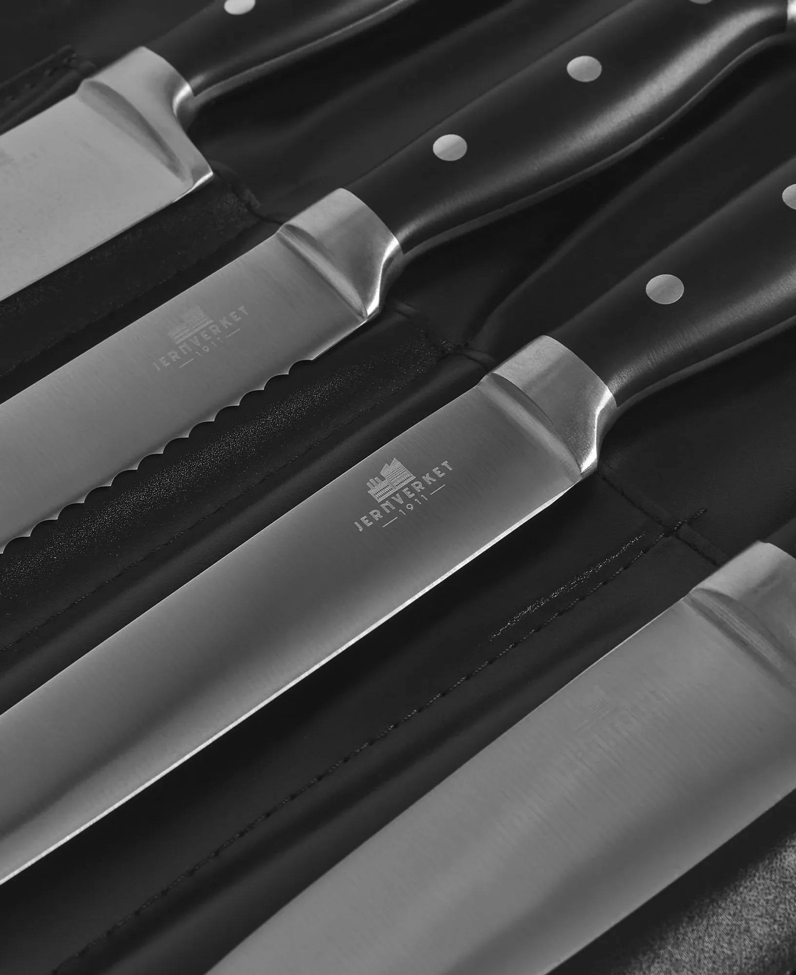 Professionellt Knivset i 6 delar med rullväska från Jernverket - Svart handtag - Image 6